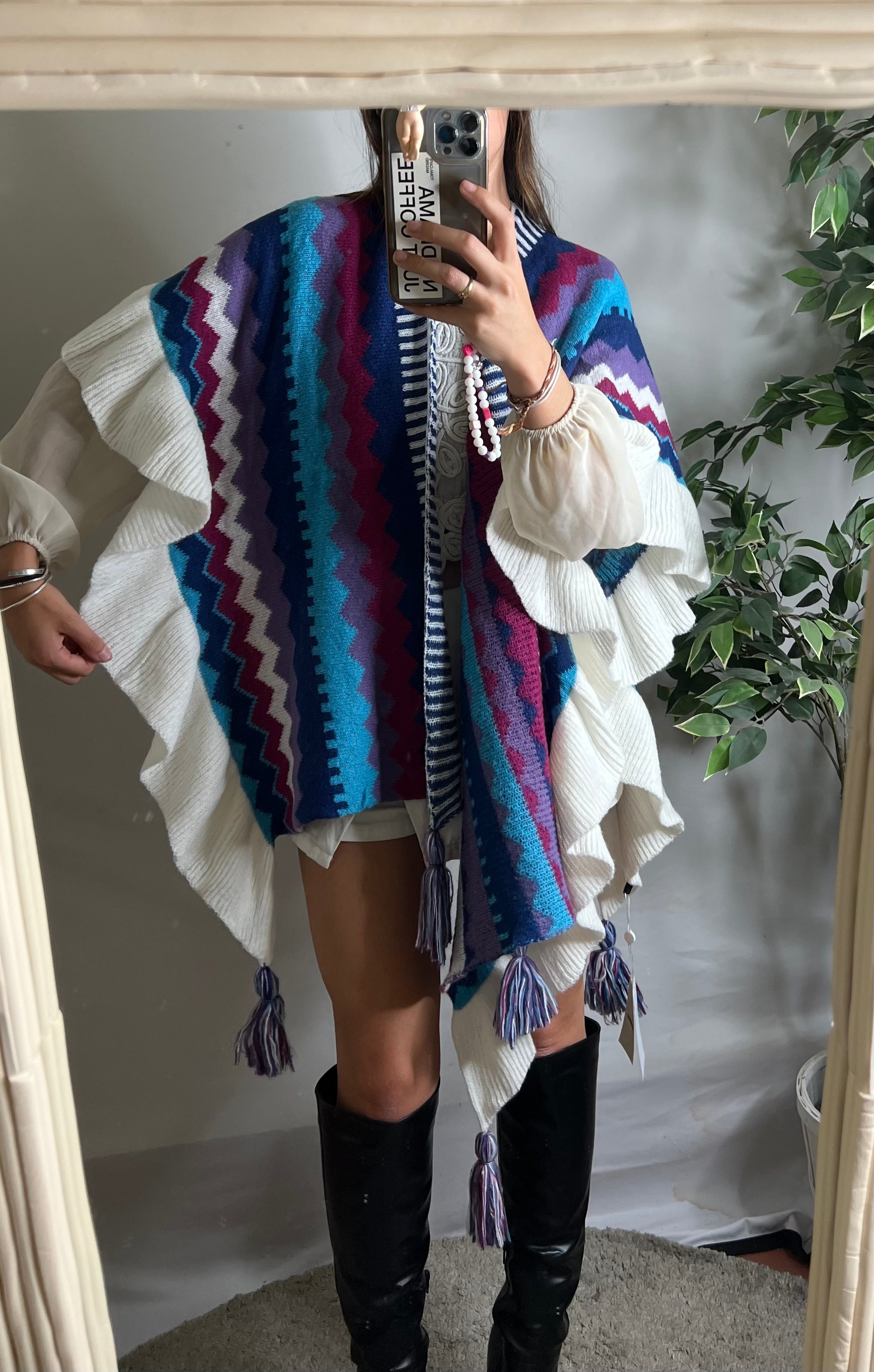 Poncho ARIEL Modine Studio